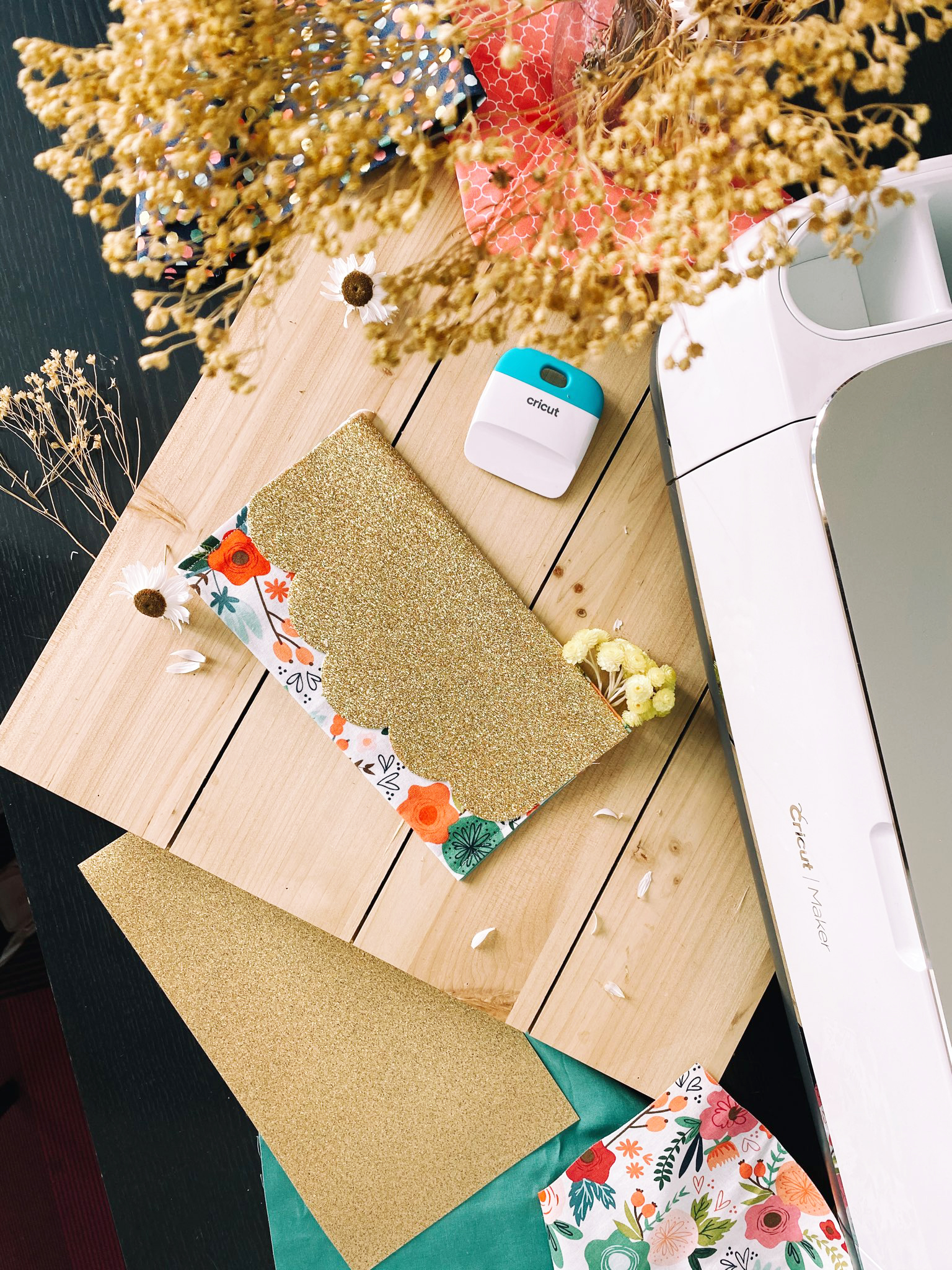 Cricut maker couture DIY